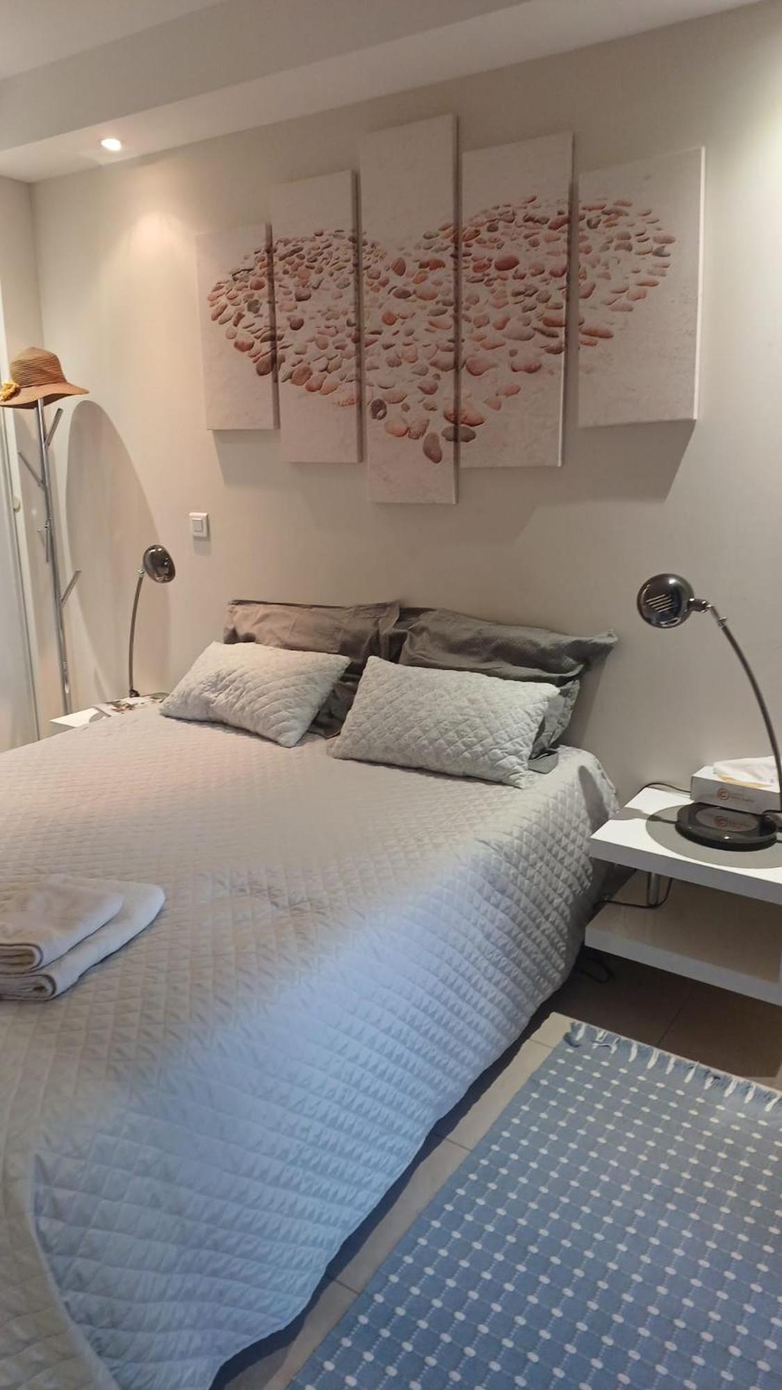 Beau Appartement Avec Garage Ferme ボーソレイユ エクステリア 写真