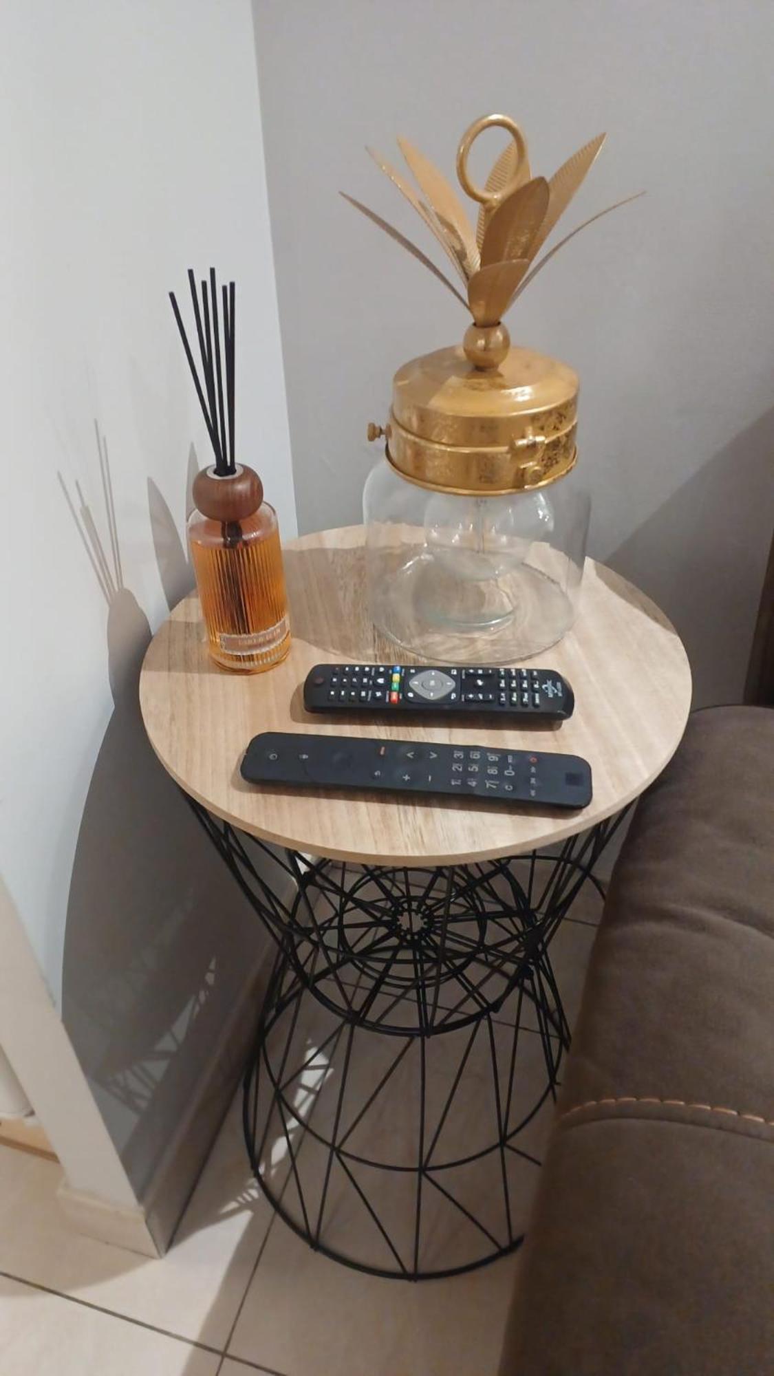 Beau Appartement Avec Garage Ferme ボーソレイユ エクステリア 写真